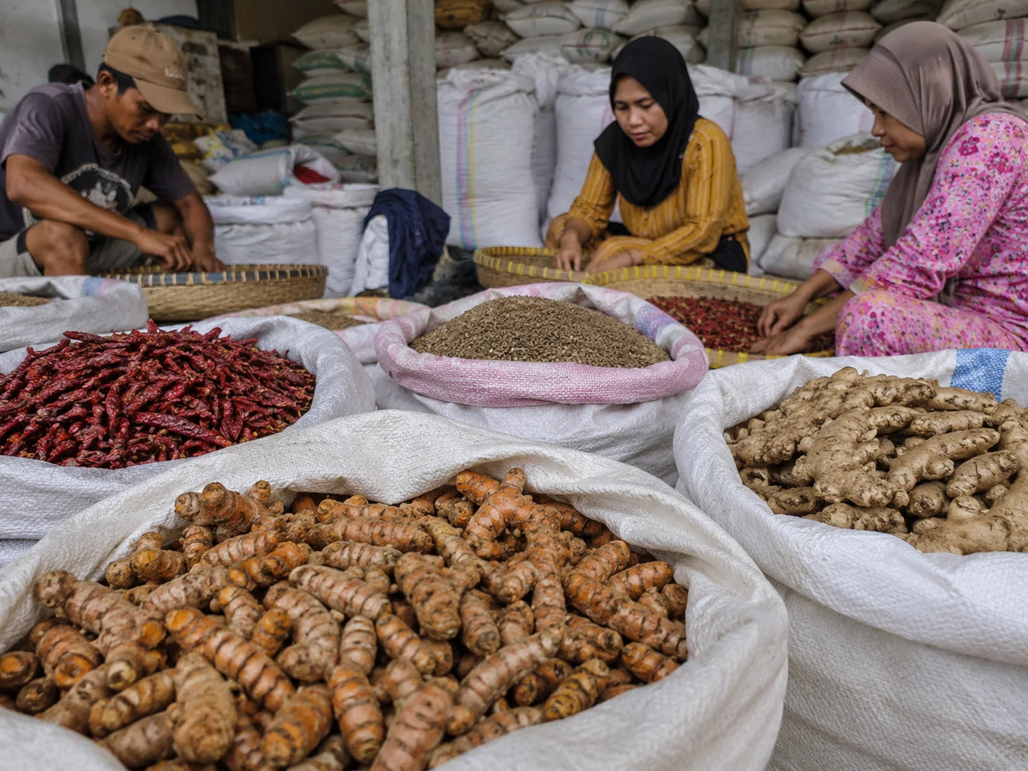 Indonesian spices and agricultural commodities